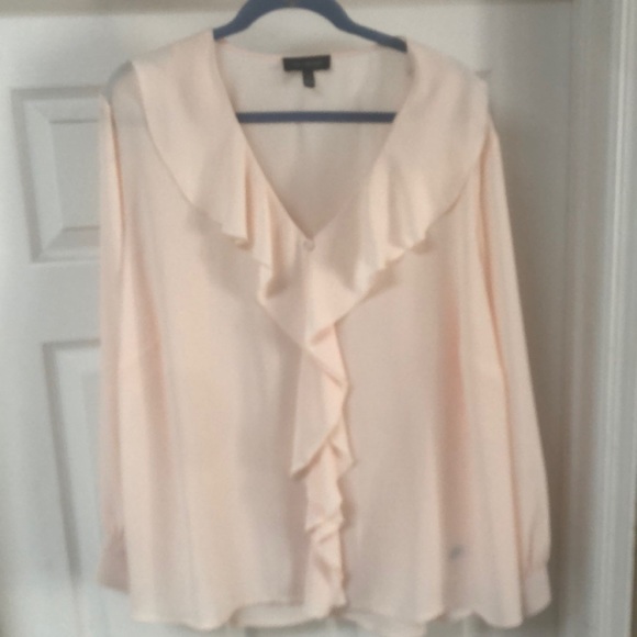 The Limited Tops - Size 2X peach chiffon blouse. Brand New. No Tags.